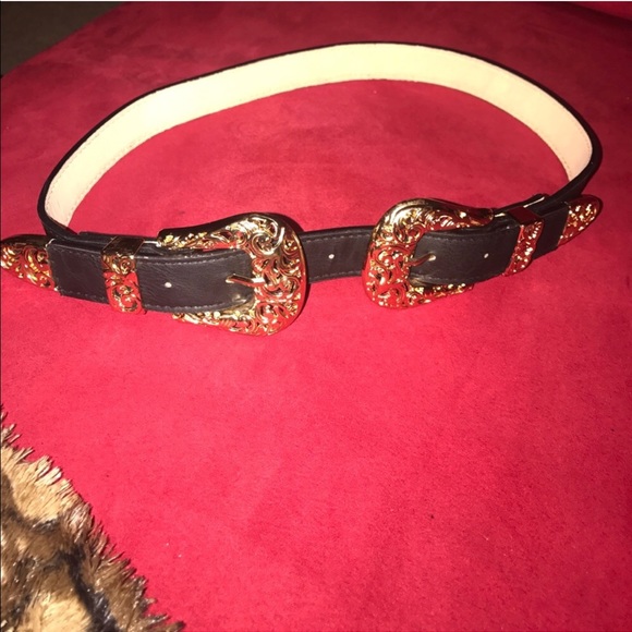 Gold Double Buckle Belt - Picture 2 of 4